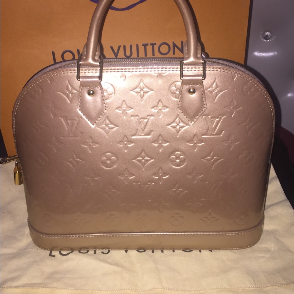 Authentic! Louis Vuitton bag - Picture 5 of 8